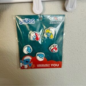 NEW Crocs Jibbitz Charms 5-Pack - The Smurfs - Papa Smurf, Smurfette, Grouchy